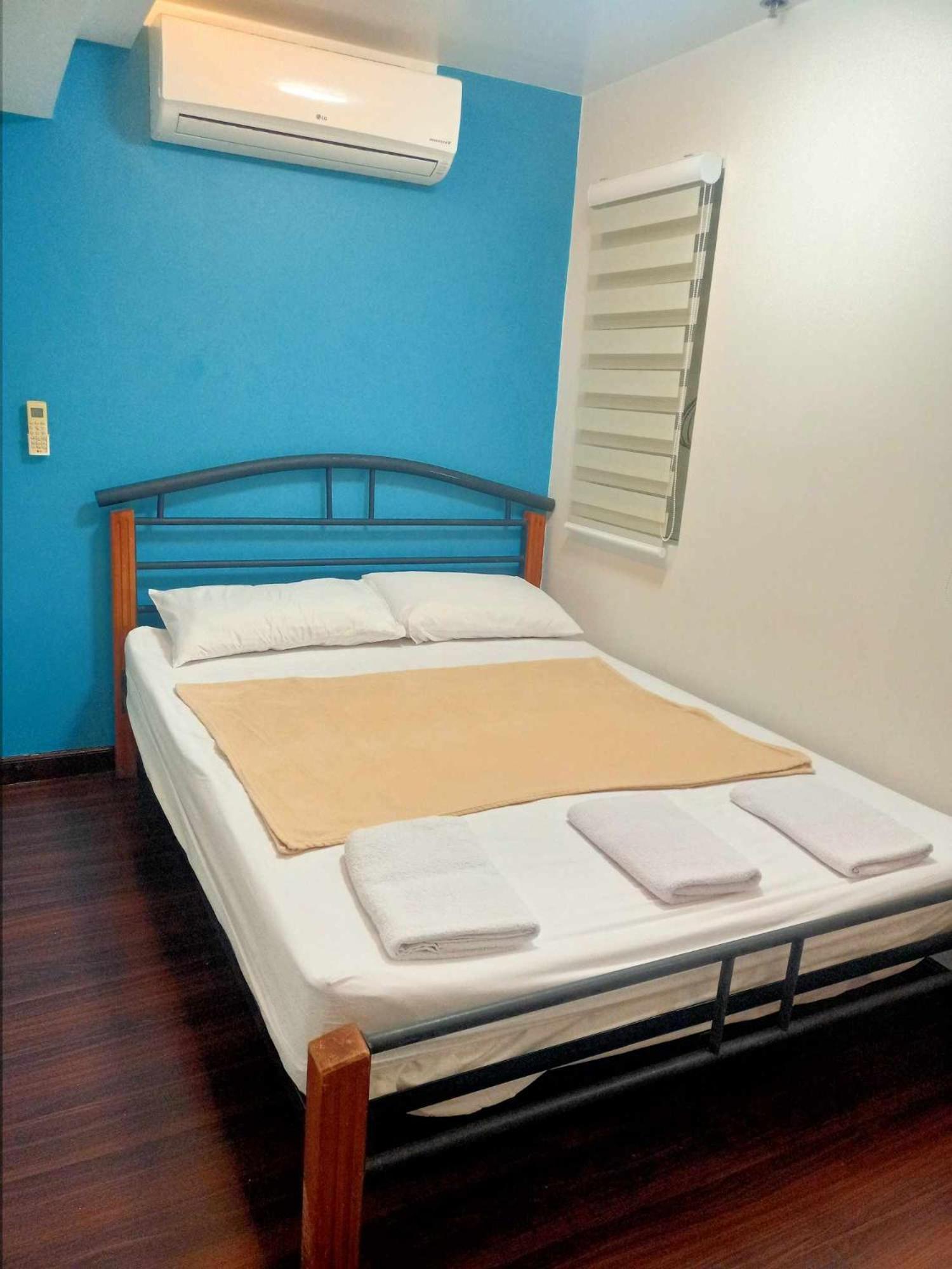 2 Bedrooms Units Forbes Area 5Th Avenue Bgc Center Manila Dış mekan fotoğraf