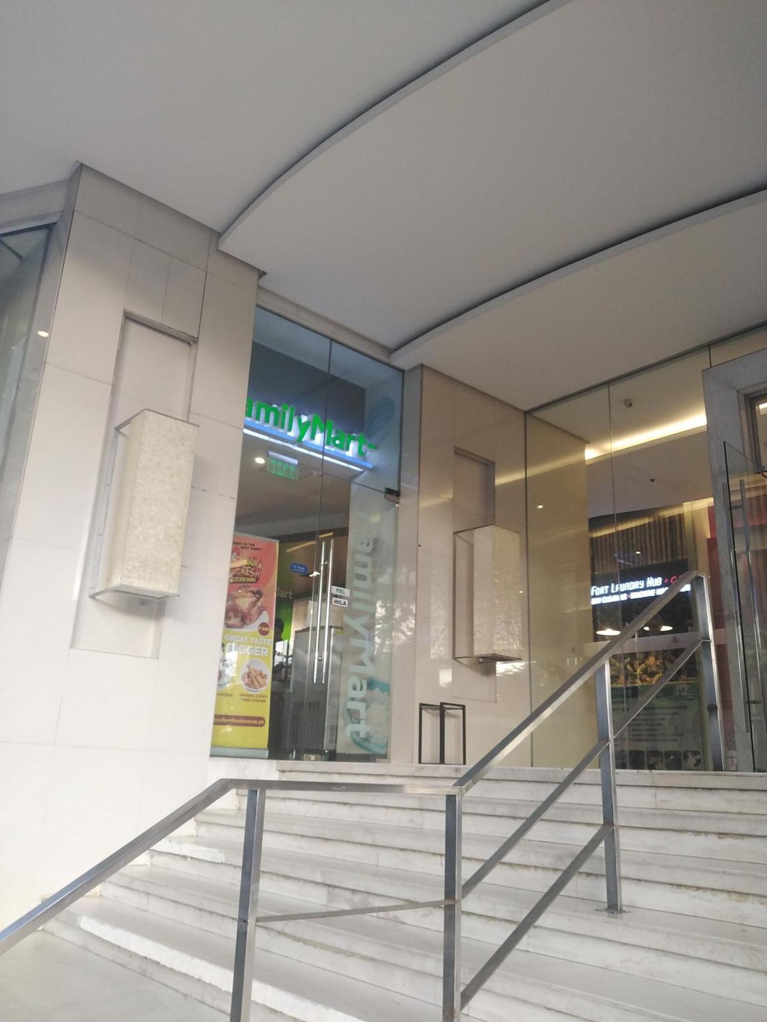 2 Bedrooms Units Forbes Area 5Th Avenue Bgc Center Manila Dış mekan fotoğraf